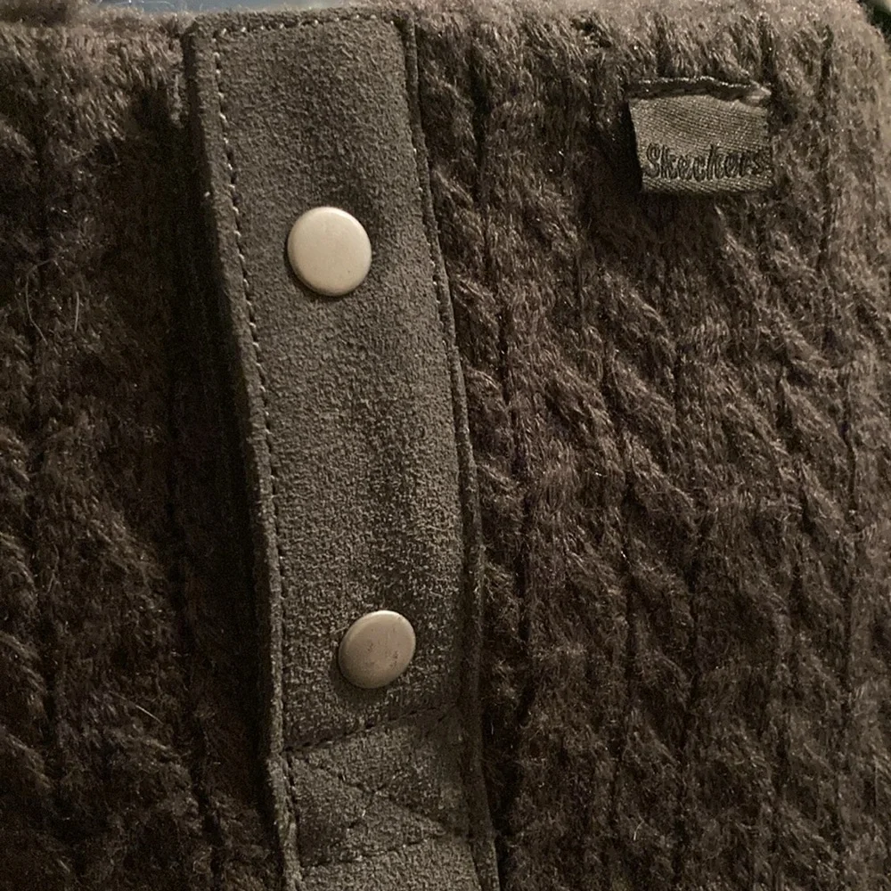 Charcoal Knit & Suede Sketchers Mid Calf Keepsake Boots EUC Size 8